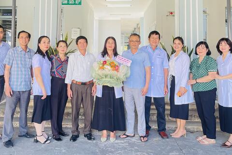 Lãnh đạo và các tổ chức chính trị- xã hội phường Nguyễn Trãi thăm, chúc mừng cán bộ, nhân viên Trạm y tế nhân kỷ niệm 70 năm Ngày Thầy thuốc Việt Nam 27/02